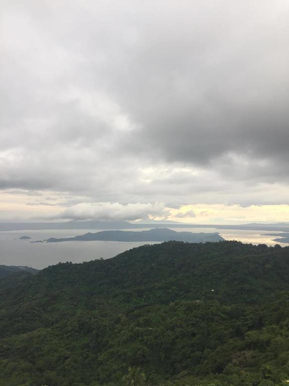 Sky'S At Prime Residences -Tagaytay Tagaytay City Екстер'єр фото